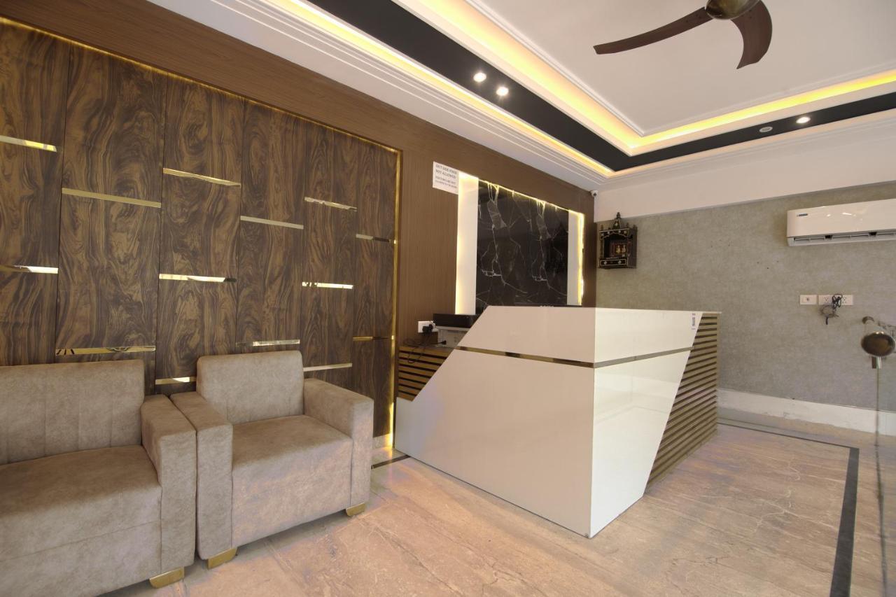 Hotel Del Inn By F9 Hotels - Near Igi Airport Нью-Дели Экстерьер фото