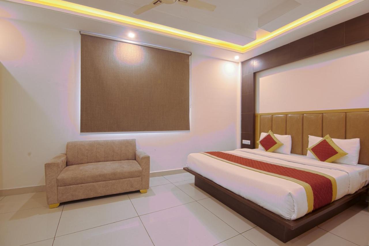Hotel Del Inn By F9 Hotels - Near Igi Airport Нью-Дели Экстерьер фото